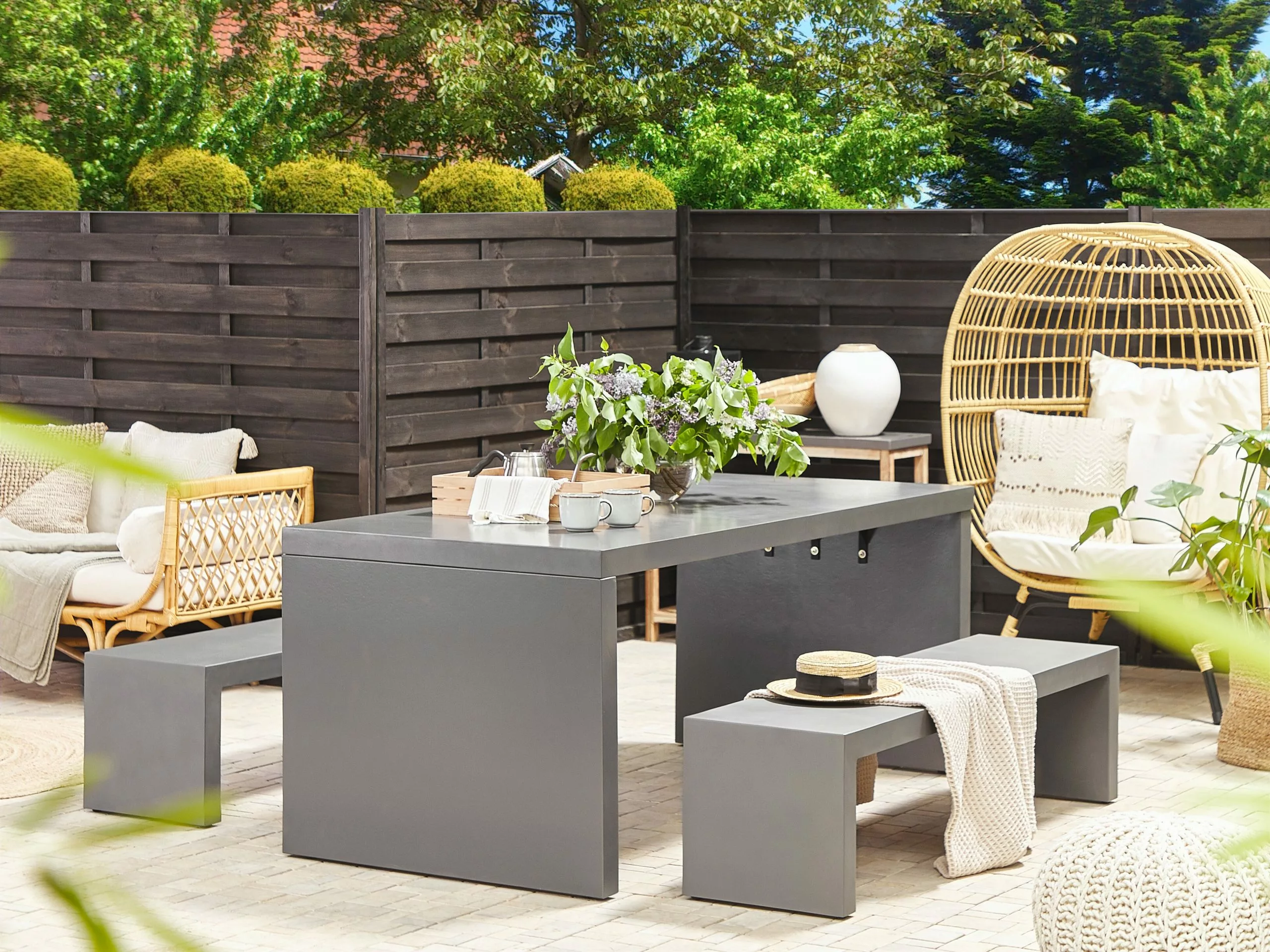 Beliani Puutarhakalustesetti 4 Hengelle Harmaa Betoniefektillä TARANTO - Image 2