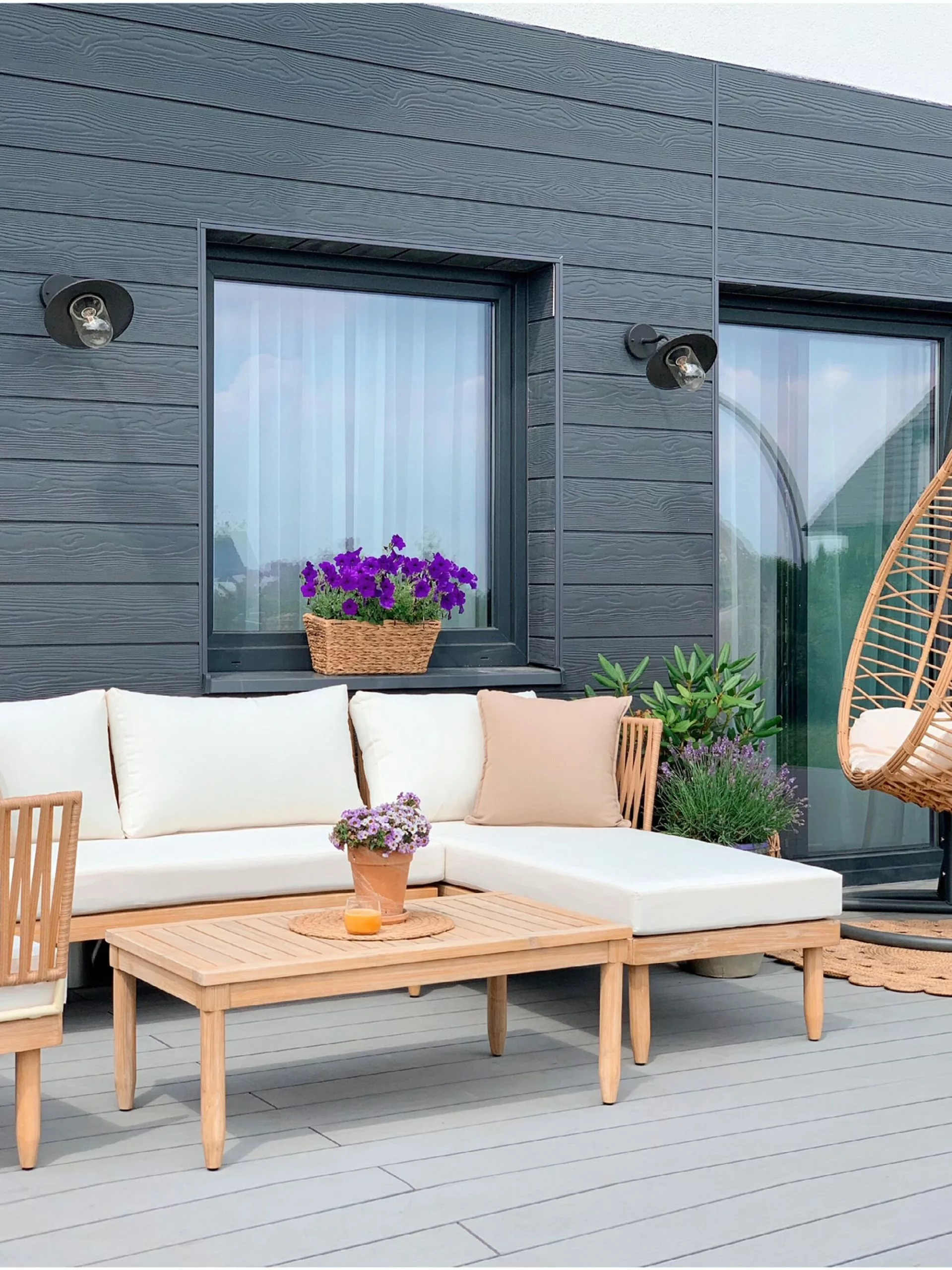 Beliani 4-istuttava Ulkosohvaryhmä Akasiapuu Vasenk. Valkoinen CREMONA - Image 6