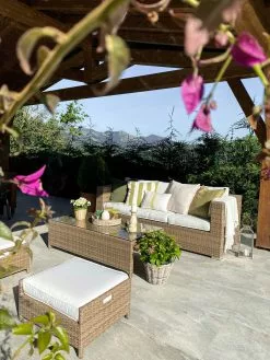 Beliani 5-istuttava Ulkosohvaryhmä Polyrottinki Valkoinen BELLUNO -Beliani-myymälä undef src sa picid 824399 type whitesh image