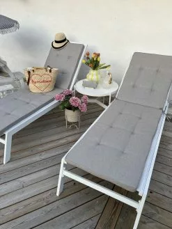 Beliani Aurinkotuoli Alumiini Valkoinen CATANIA II -Beliani-myymälä undef src sa picid 824455 type whitesh image