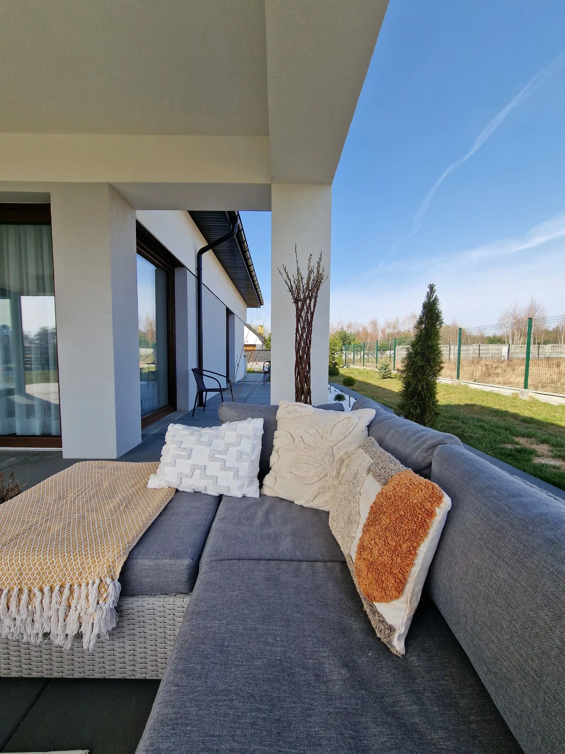 Beliani 4-istuttava Ulkosohvaryhmä Polyrottinki Vasenk. Harmaa SANO II - Image 7