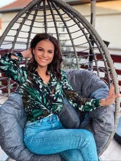 Beliani Riipputuoli Jalustalla Polyrottinki Harmaa ARSITA -Beliani-myymälä undef src sa picid 828120 type whitesh image