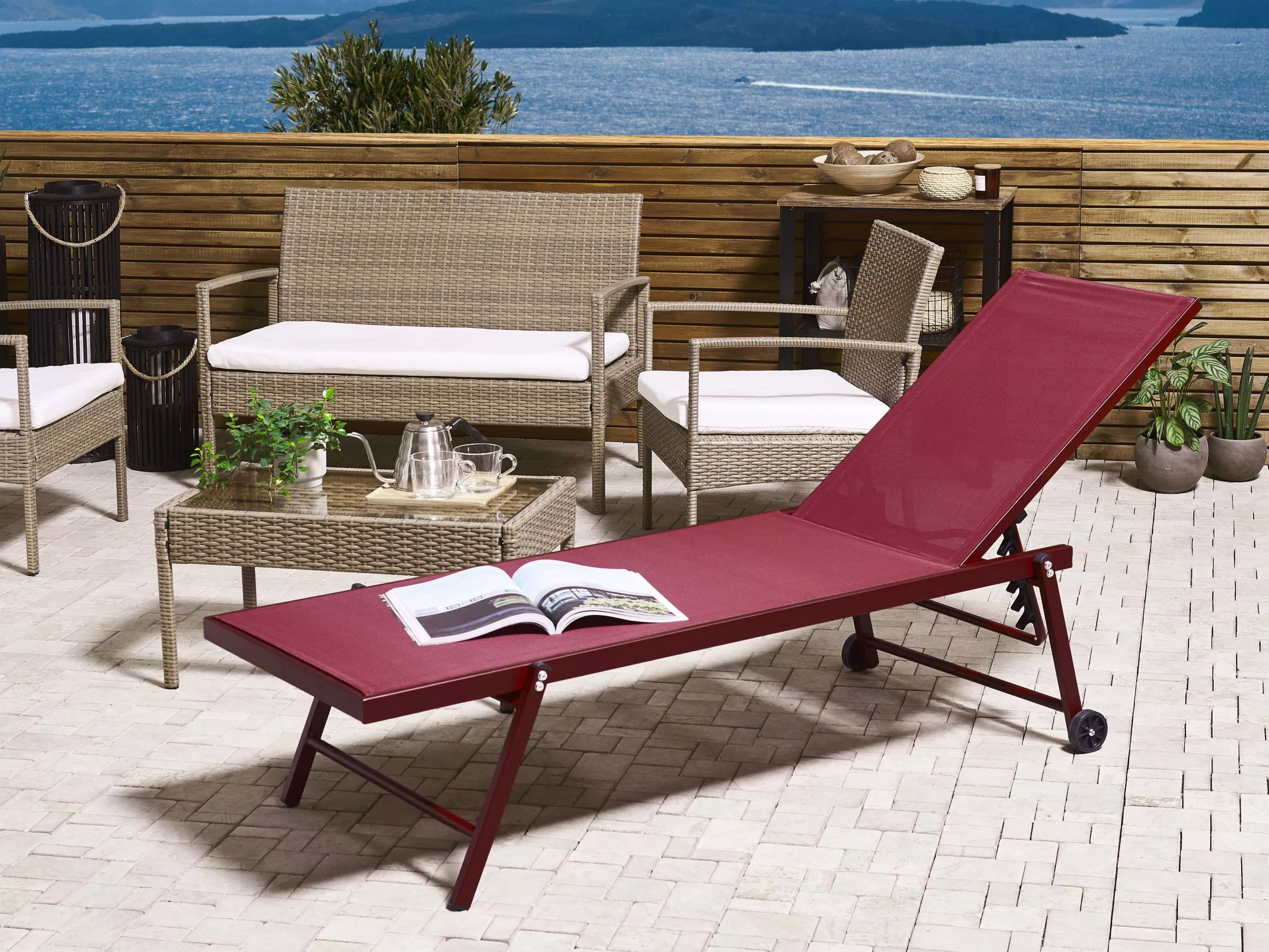 Beliani Metallinen Punainen Aurinkotuoli PORTOFINO 5 Beliani Metallinen Punainen Aurinkotuoli PORTOFINO - Image 3